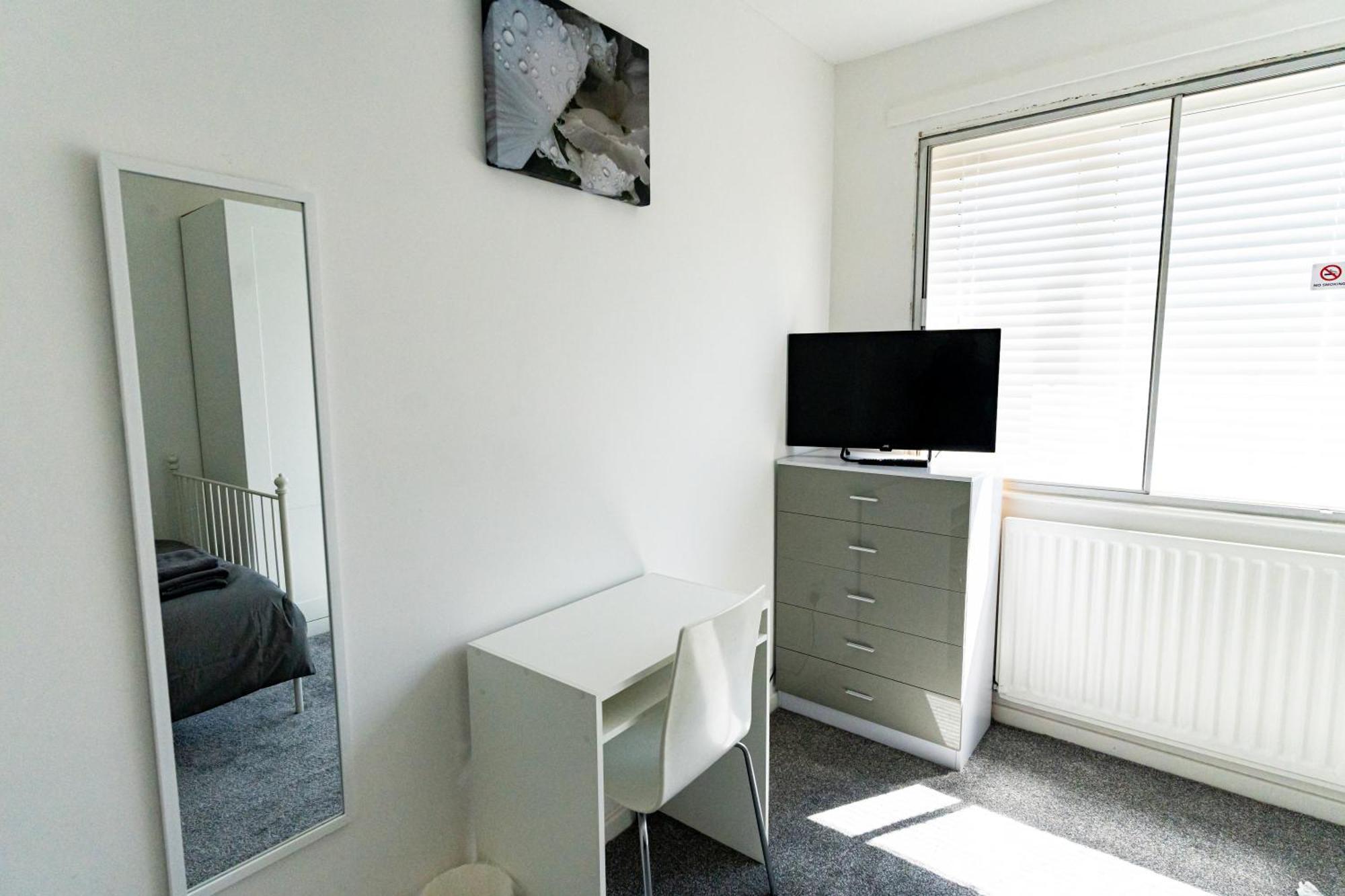 Comfortable Stay In Shirley, Solihull - Room-2 Exterior photo